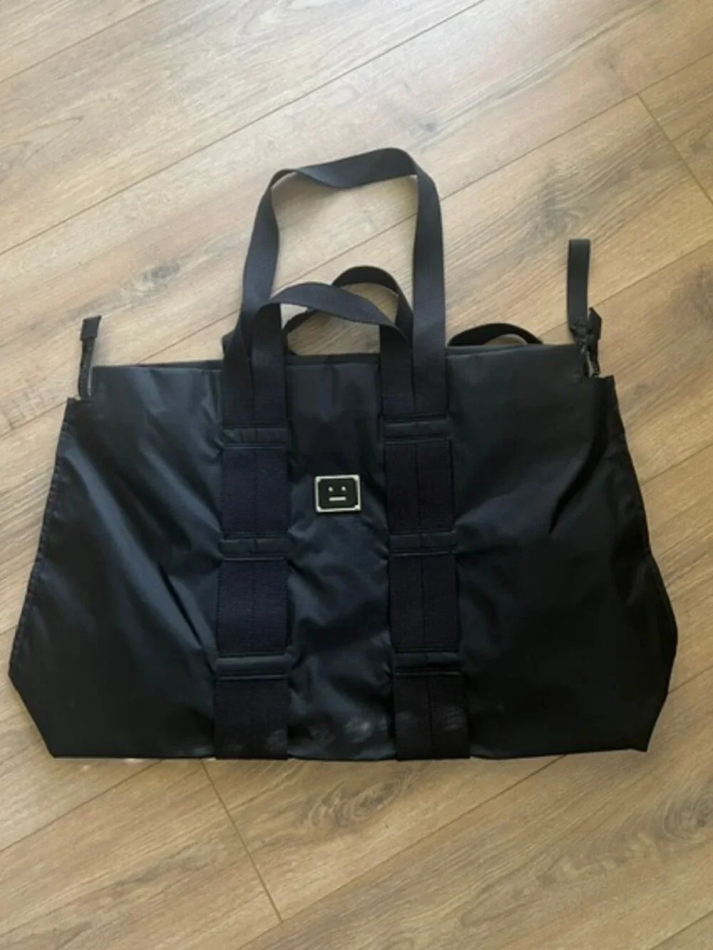 Acne Studios Handbag Never worn, Black,